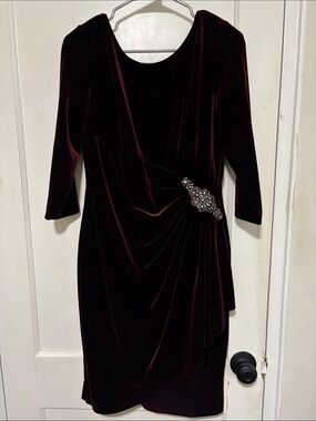 Alex Evenings Deep Burgundy Velvet Midi Dress with Jeweled Accent